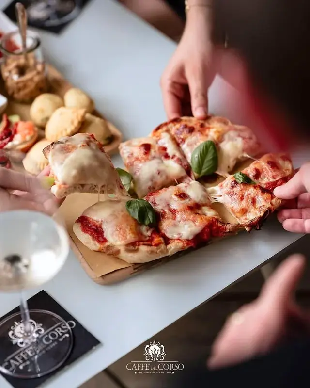 Pizza Condivisa - Galleria Caffè del Corso